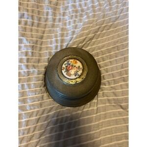 Vintage Floral Porcelain‎ Inset Wind Up Music Box Collectible Decor